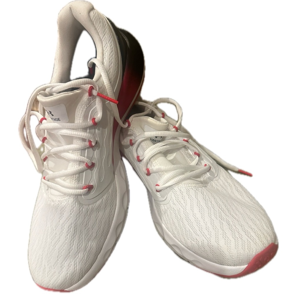 Under Armour Mens shoes size 11